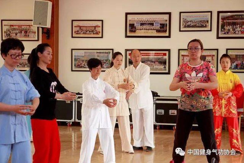 五禽戏的养生智慧与现代实践